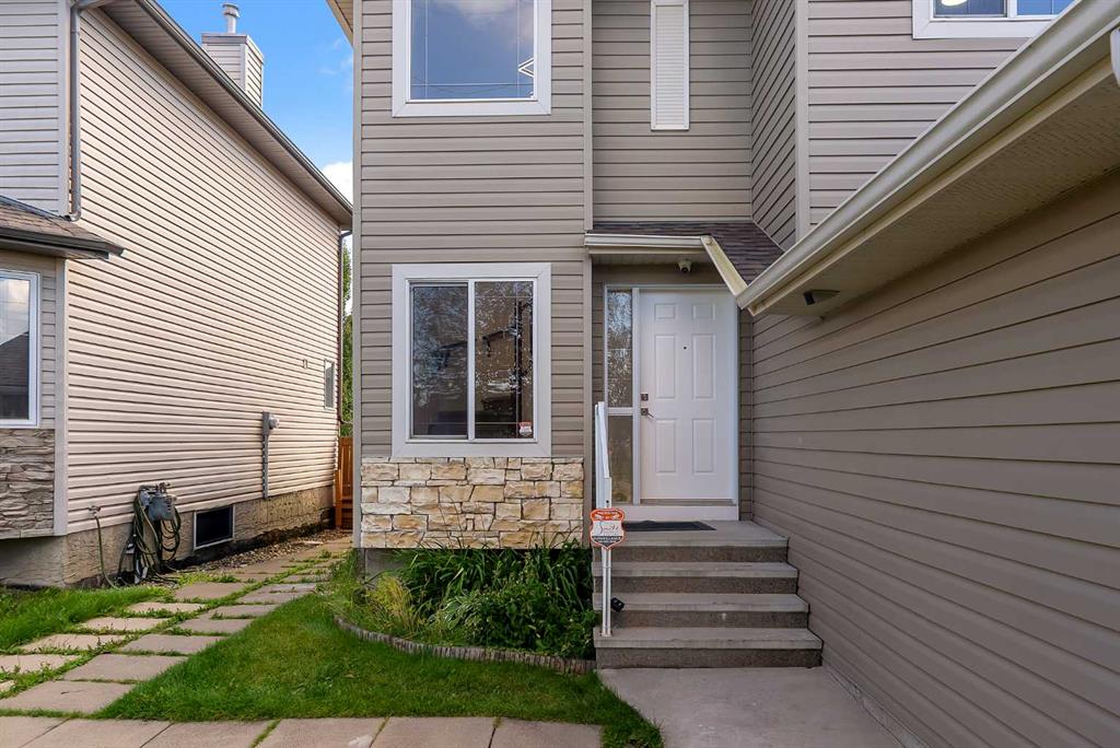 Fourth View of 210 Crimson Lane , Rainbow Falls, Chestermere, Alberta, T1X 1S4