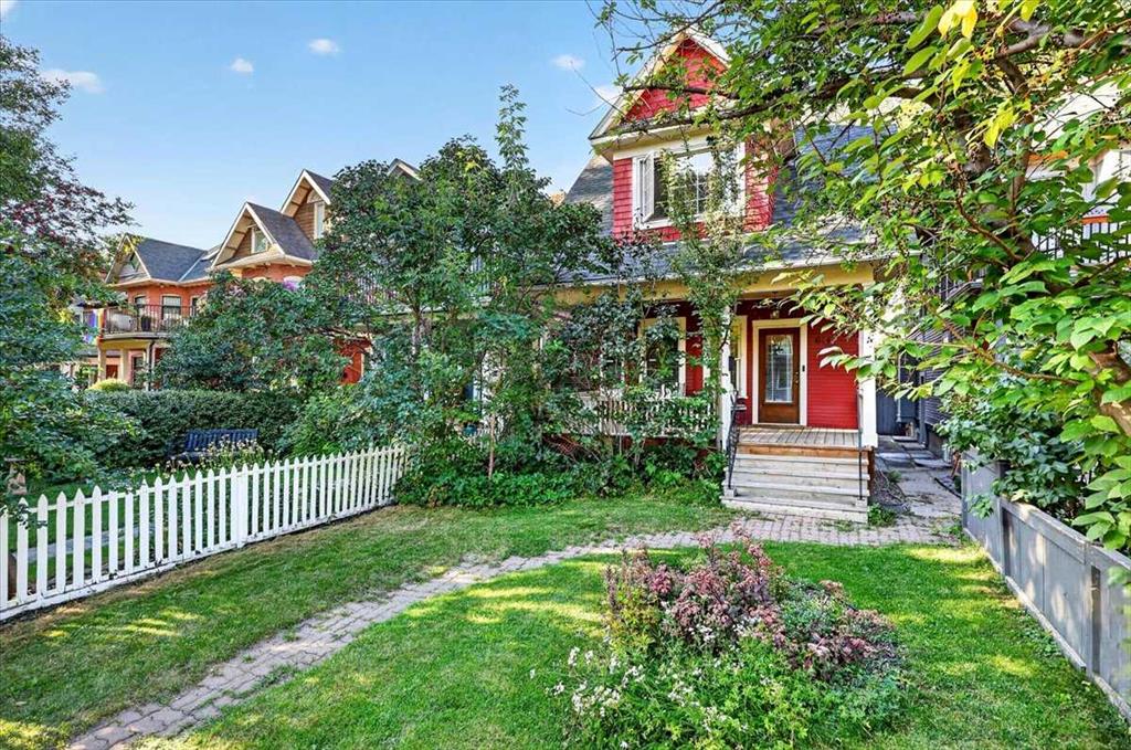 Third View of 614 23 Avenue SW, Cliff Bungalow, Calgary, Alberta, T2S0J7