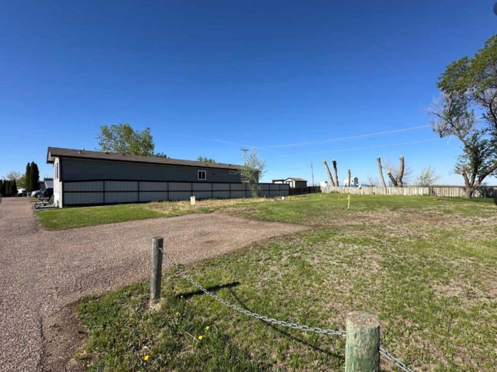 Fifth View of 295 Fleet Street SW, SW Hill, Medicine Hat, Alberta, T1A7Z4