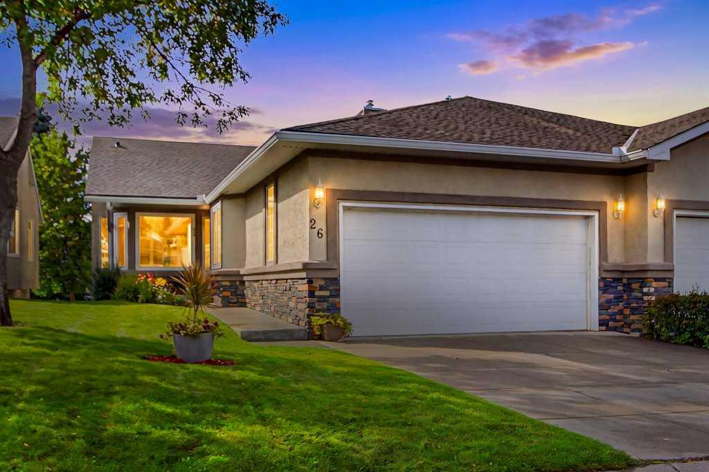 26 Mt Mckenzie Villas SE, A2344891, Alberta,
