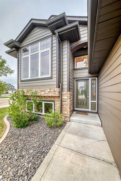 Third View of 4 Welsh Close , Westlake, Red Deer, Alberta, T4N 1E2