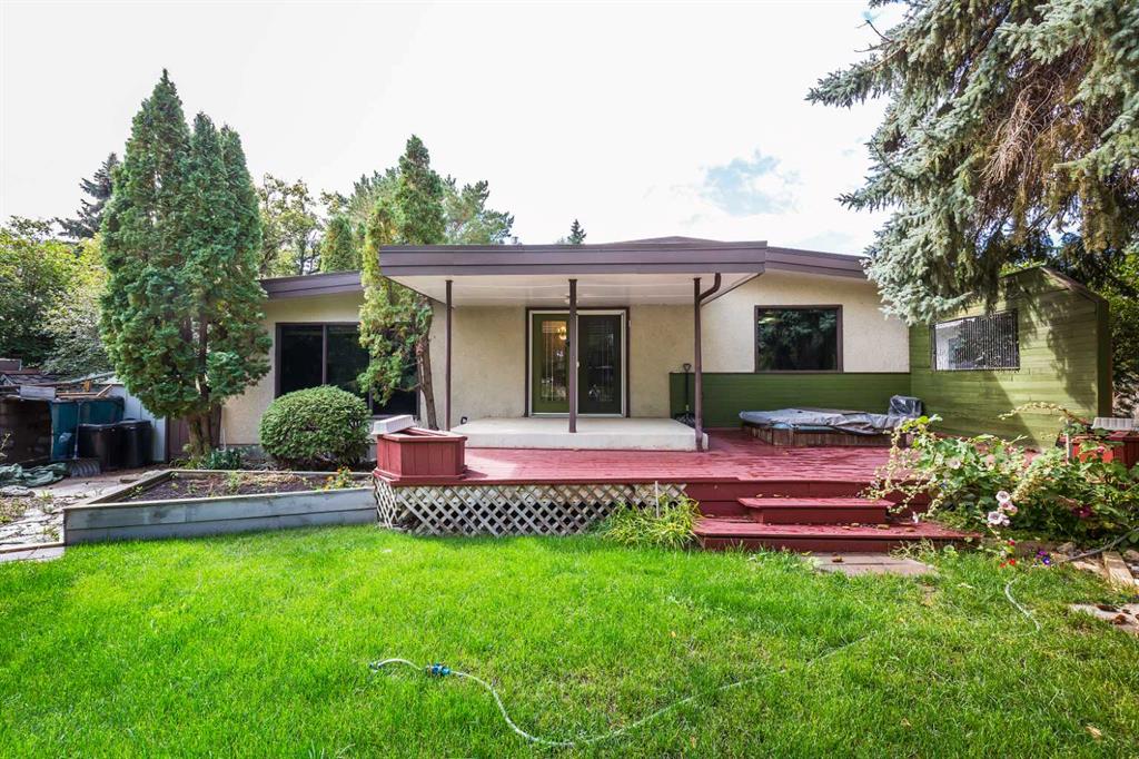 Third View of 317 Laval Boulevard W, Varsity Village, Lethbridge, Alberta, T1K 3W6