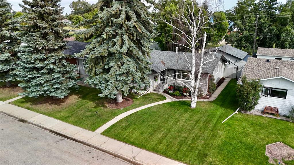 Fourth View of 3317 44A Avenue , Mountview, Red Deer, Alberta, T4N3J6
