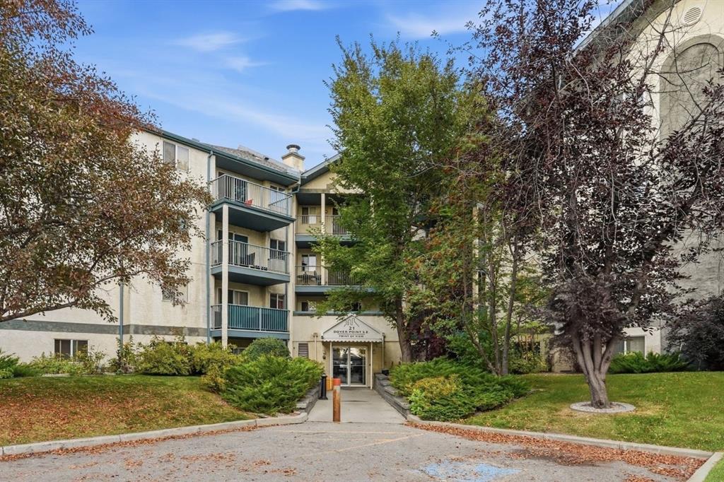 417, 21 Dover Point SE, A2345062, Alberta,