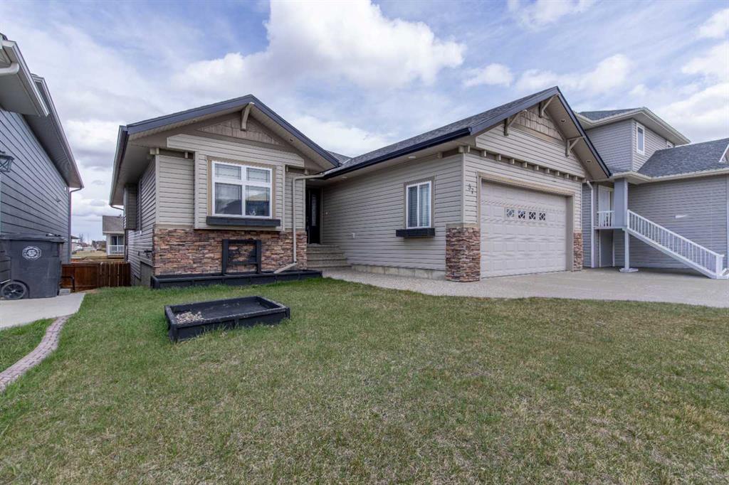 37 Laurel Place , A2345103, Alberta,