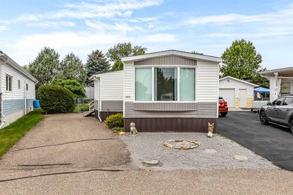 382 Belanca Crescent SW, A2345109, Alberta,