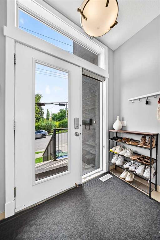 Fourth View of 2919 17 Street SW, South Calgary, Calgary, Alberta, T2T4N6