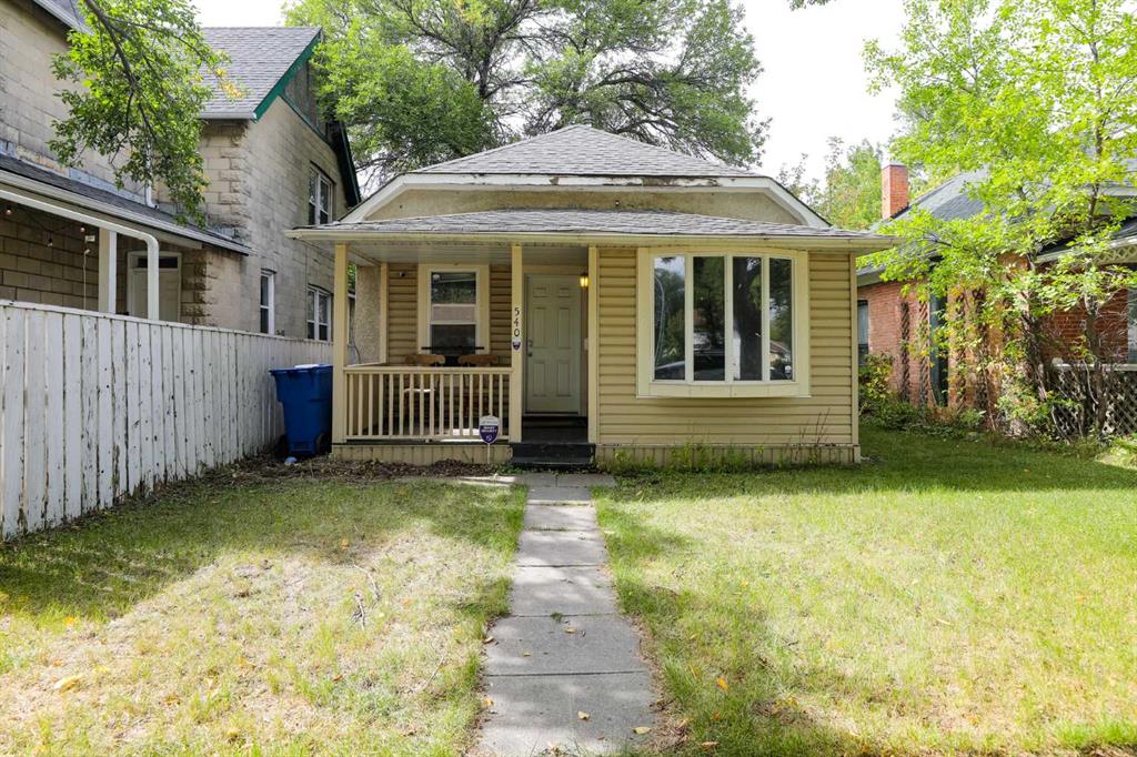 Third View of 540 12 Street S, London Road, Lethbridge, Alberta, T1J 2R7