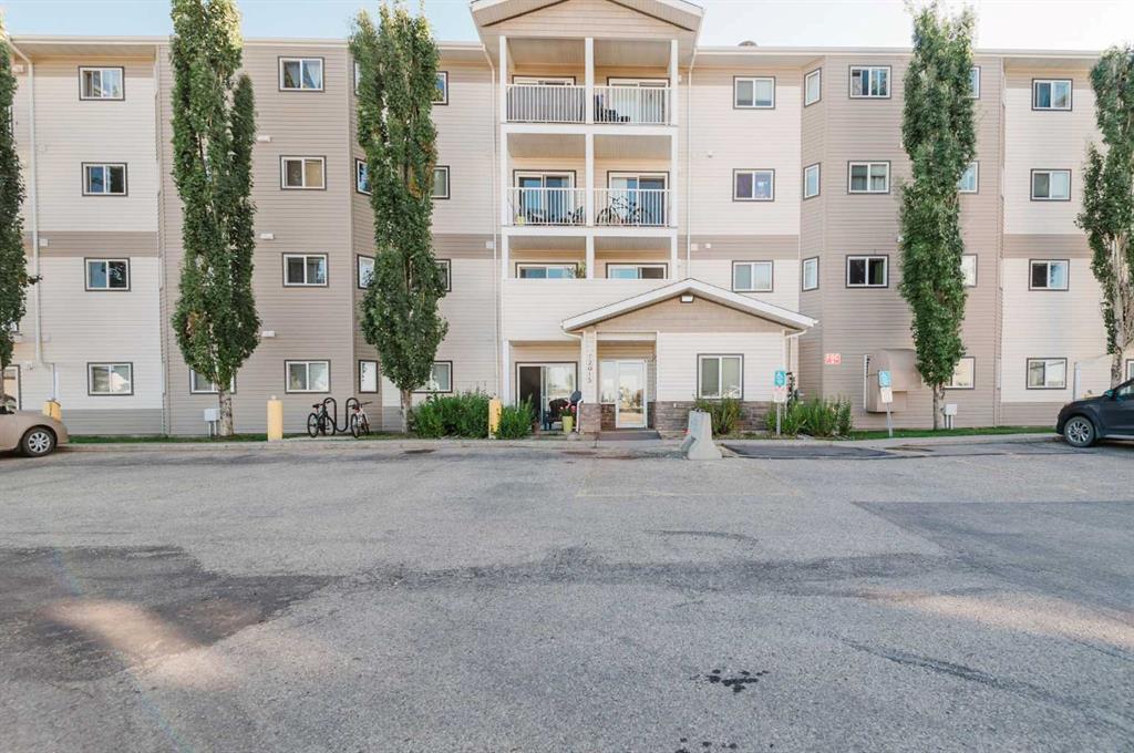 202, 12015 Royal Oaks Drive , A2345196, Alberta,