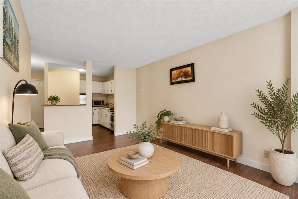 Fifth View of 506, 340 14 Avenue SW, Beltline, Calgary, Alberta, T2R1H4