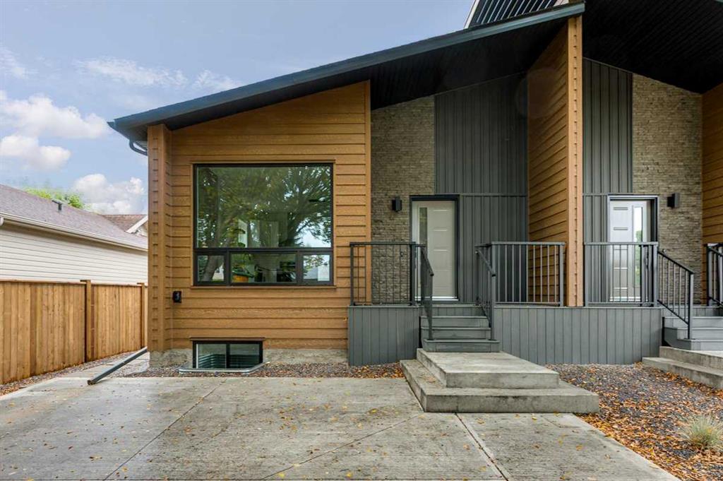 Third View of 4, 5537 51 Avenue , Downtown Lacombe, Lacombe, Alberta, T4L 1K9
