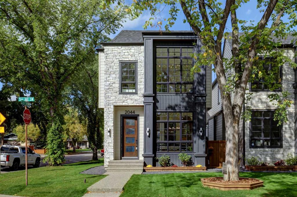 2044 56 Avenue SW, A2345353, Alberta,