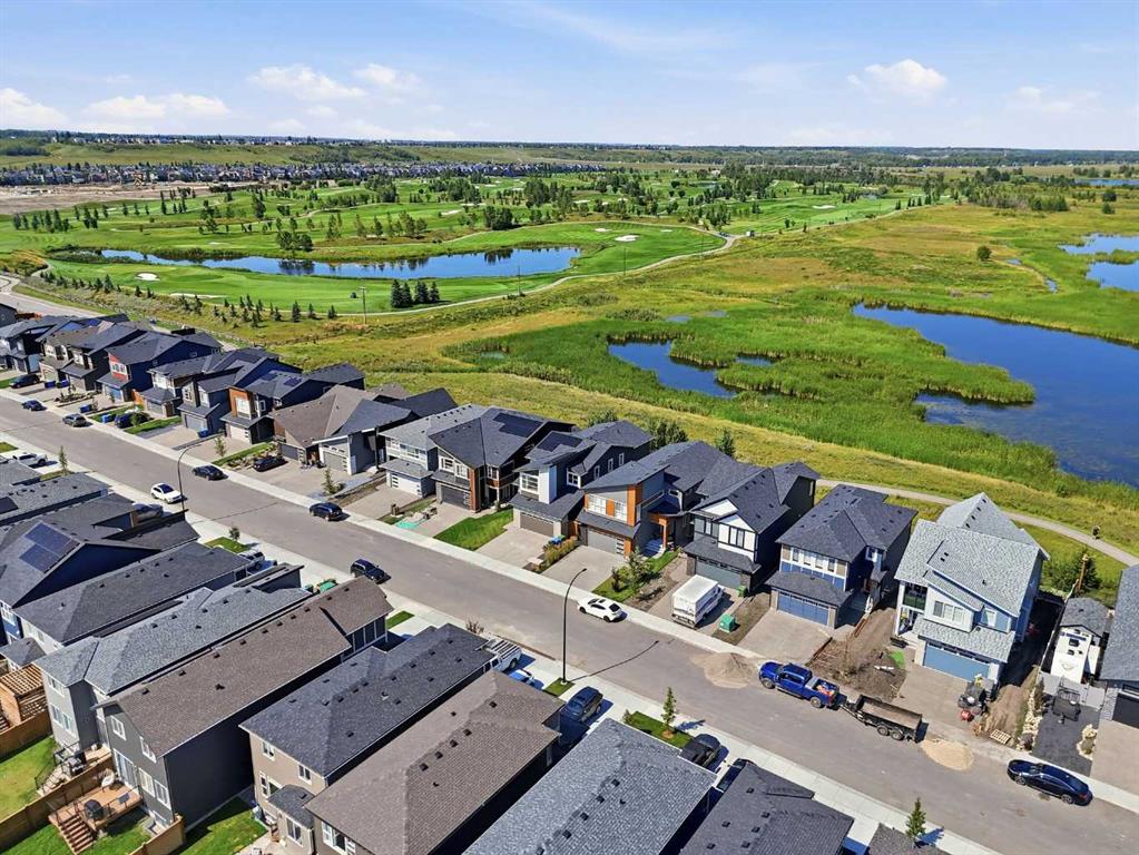Third View of 129 Wolf Hollow Villas SE, Wolf Willow, Calgary, Alberta, T2X5K1