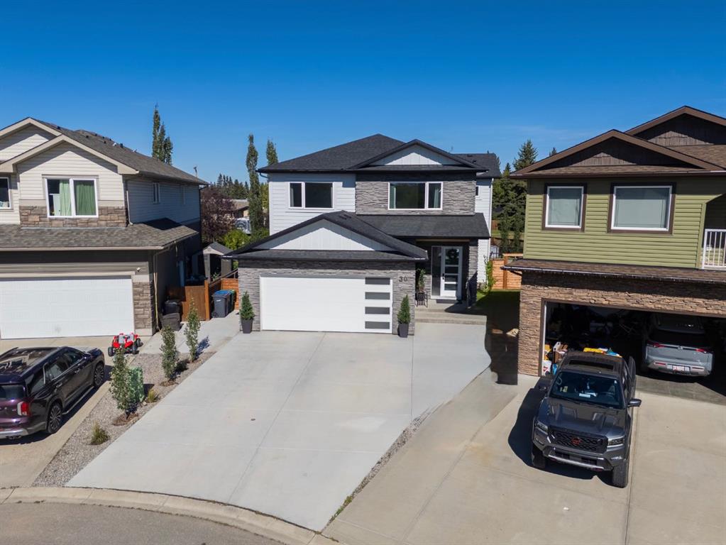 Fifth View of 30 Silverstone Place , NONE, Didsbury, Alberta, T0M 0W0