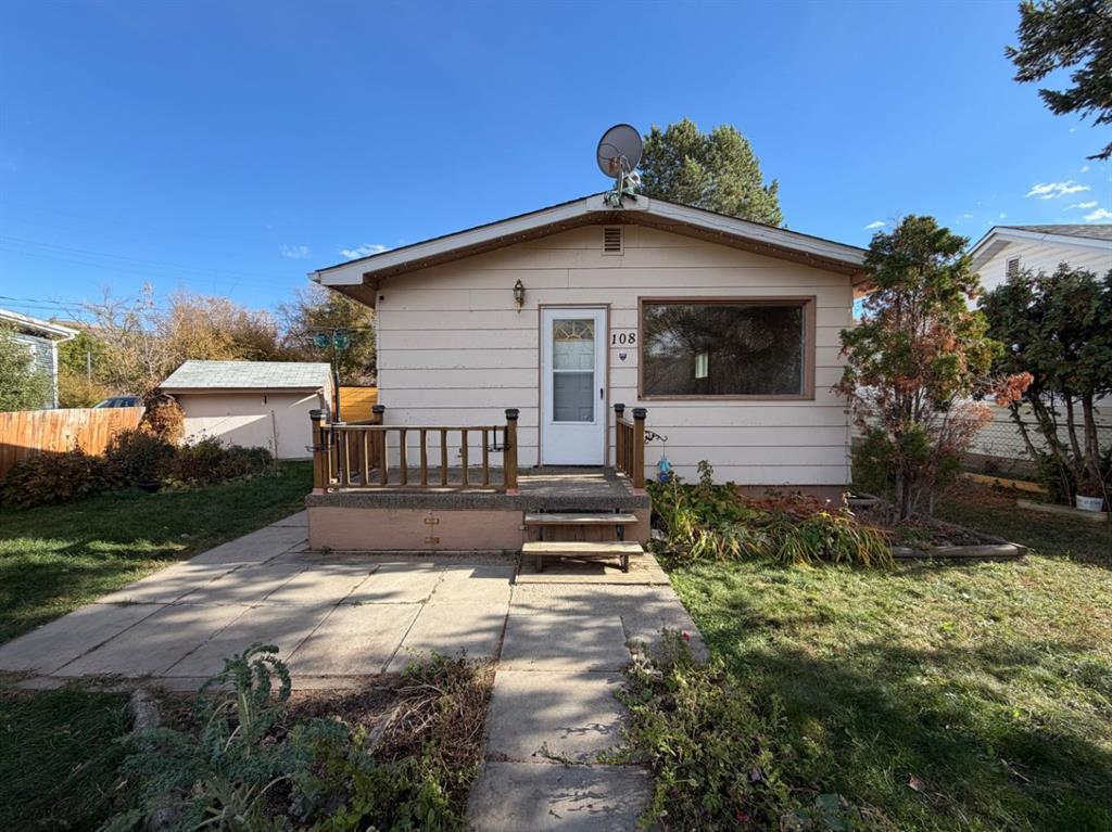 108 Poplar Crescent , A2345391, Alberta,