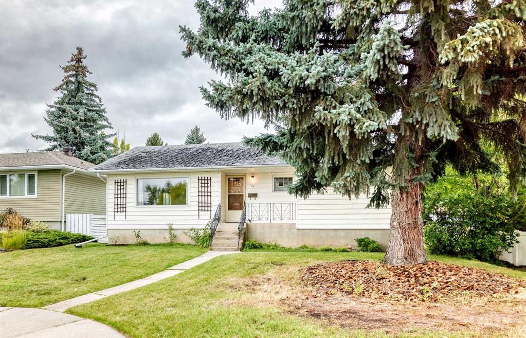 14 Carnarvon Way NW, A2345418, Alberta,