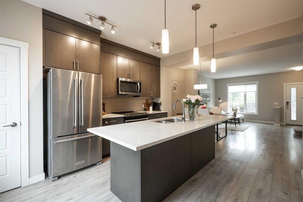 156 Livingston Common NE, A2345477, Alberta,