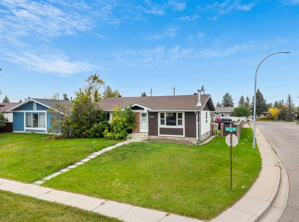 Third View of 1219 68 Street NE, Marlborough Park, Calgary, Alberta, T2A 5K6