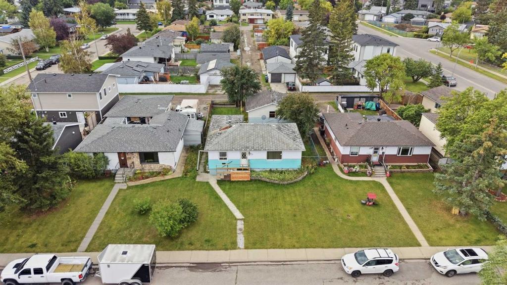 Fourth View of 7711 39 Avenue NW, Bowness, Calgary, Alberta, T3B 1X4