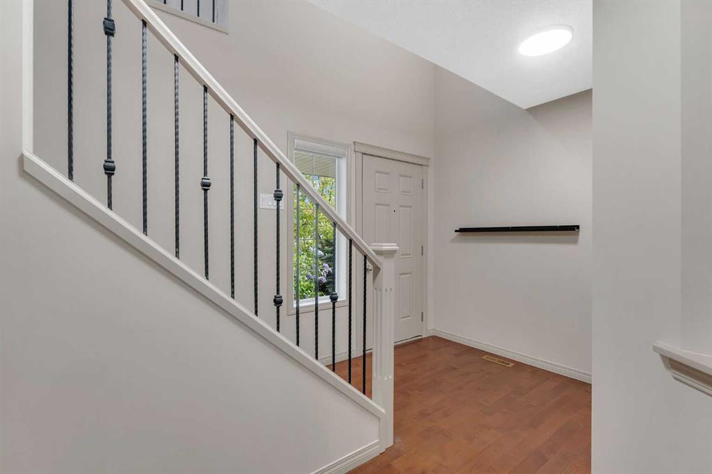 Fifth View of 263 Royal Birch Way NW, Royal Oak, Calgary, Alberta, T3G 5Y2