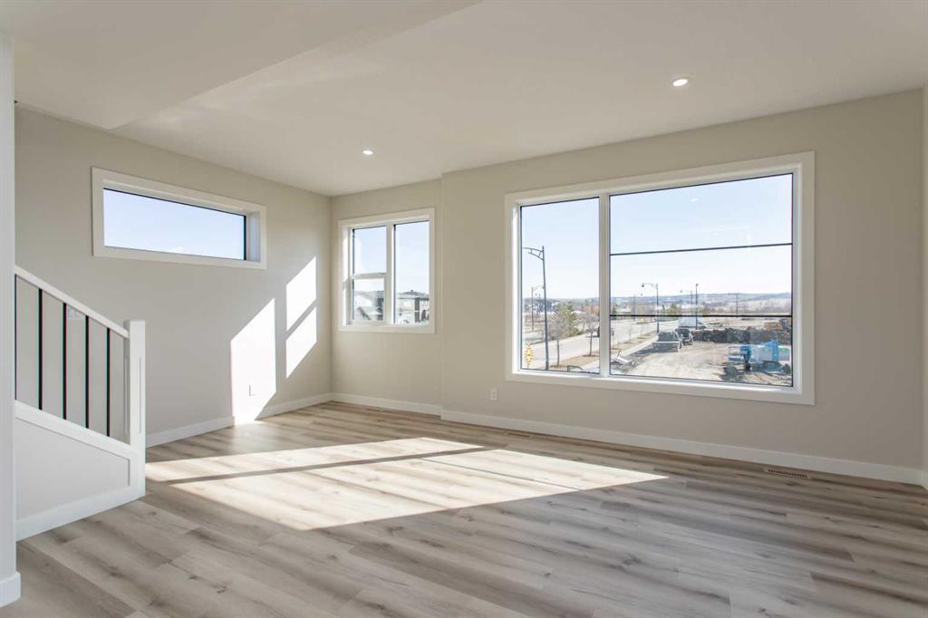 Third View of 61 Lavelle Close , Laredo, Red Deer, Alberta, T4R 0V7