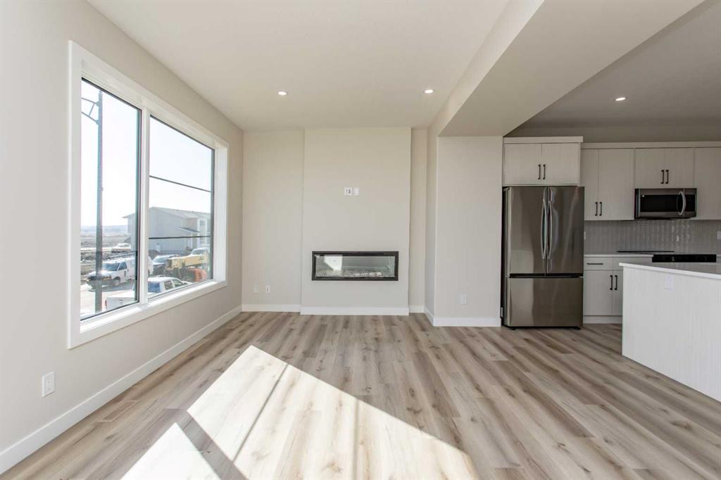 Fourth View of 61 Lavelle Close , Laredo, Red Deer, Alberta, T4R 0V7