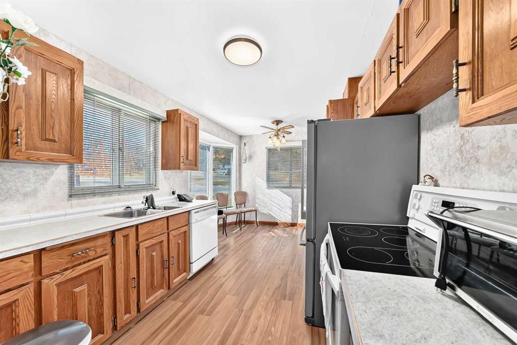 Fifth View of 3 Croydon Road NW, Cambrian Heights, Calgary, Alberta, t2k 1s4