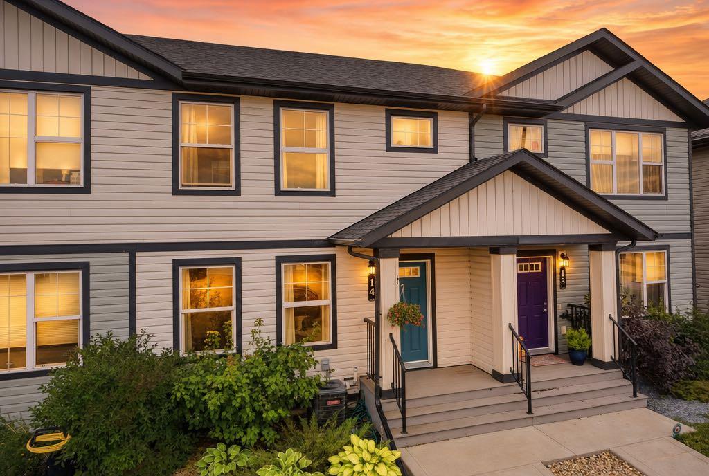 Second View of 14 Hawthorn Place , Hampton Pointe, Sylvan Lake, Alberta, T4S 0R8