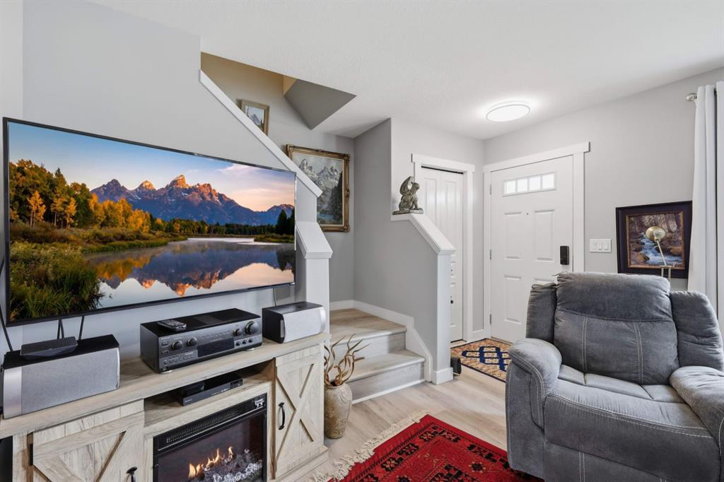 Third View of 14 Hawthorn Place , Hampton Pointe, Sylvan Lake, Alberta, T4S 0R8
