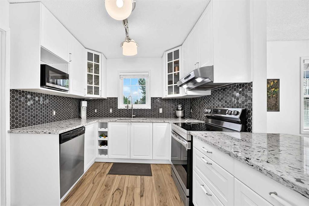 Third View of 2906, 7171 Coach Hill Road SW, Coach Hill, Calgary, Alberta, T3H 3R7