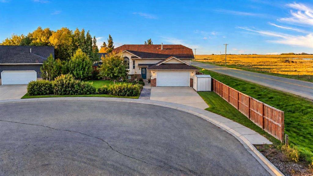 106 Strathaven Bay , A2345766, Alberta,