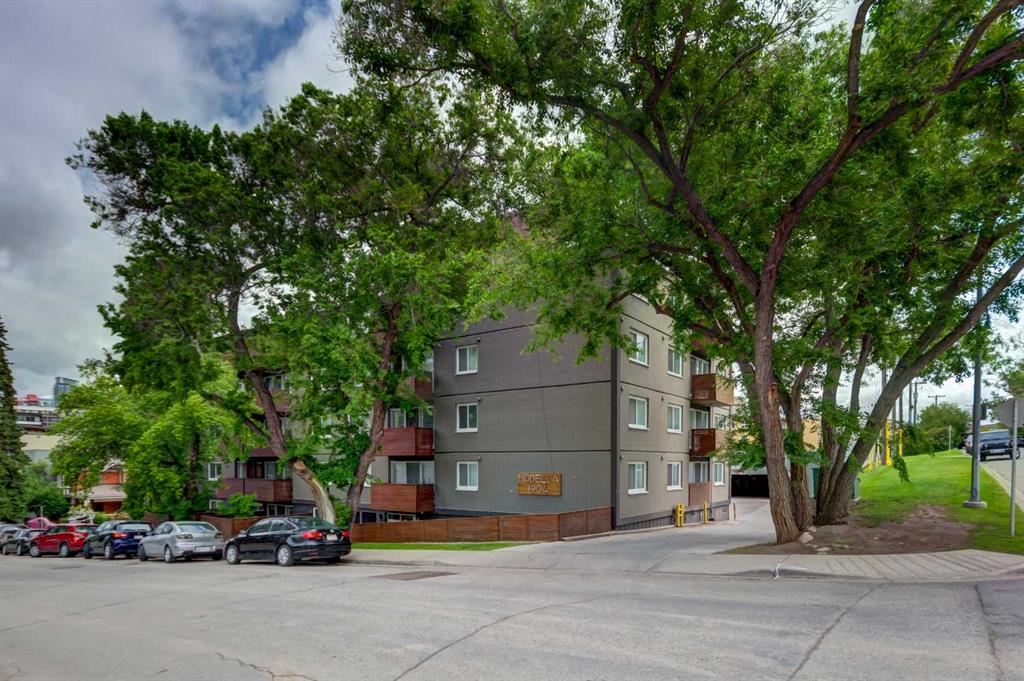 Third View of 301, 1904 10 Street SW, Lower Mount Royal, Calgary, Alberta, T2T 3G1