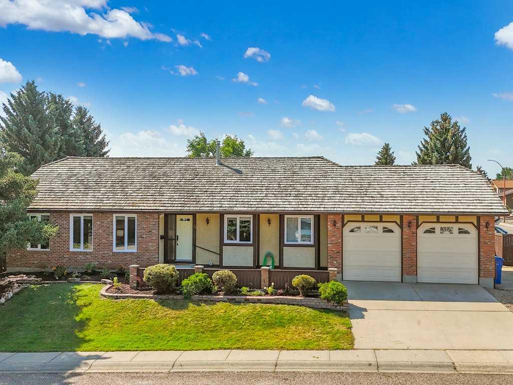 5 Ross View Bay SE, A2345824, Alberta,