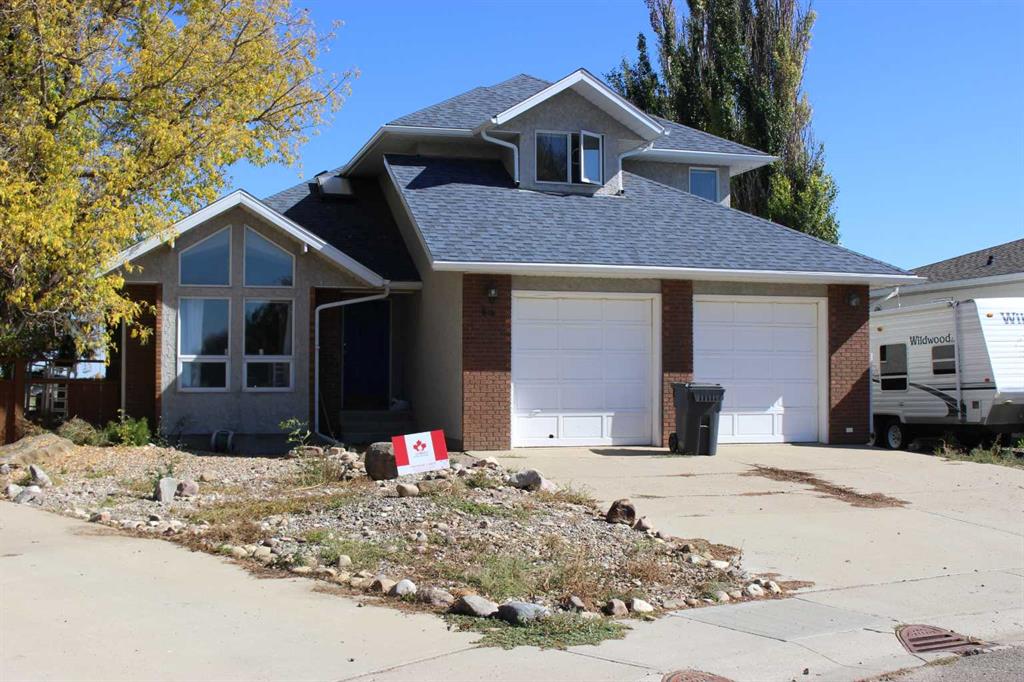 405 Maple Crescent , A2345848, Alberta,