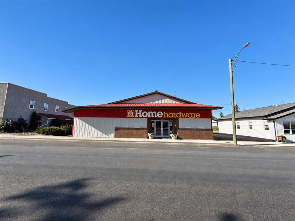 Main View of 19 Railway Avenue N, Marwayne, Marwayne, Alberta, T0B 2X0