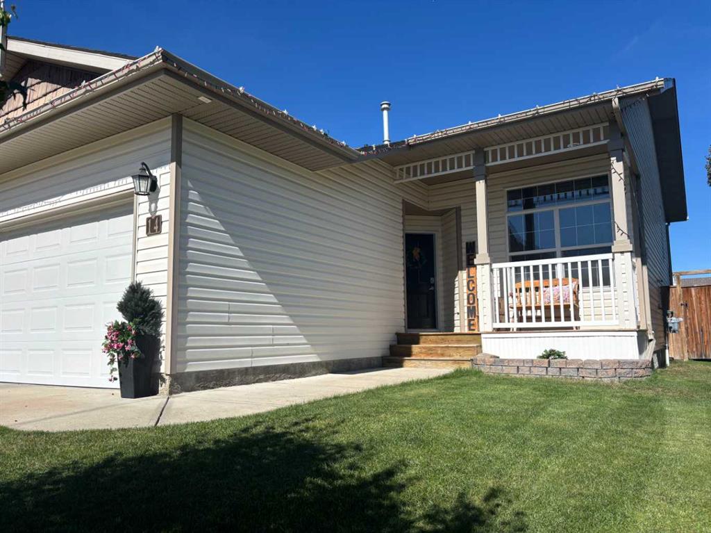 Fourth View of 14 Wilkinson Circle , Willow Springs, Sylvan Lake, Alberta, T4S2N7