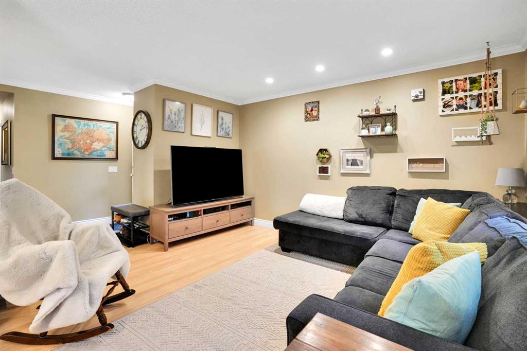 Fourth View of 158 Rundleview Close NE, Rundle, Calgary, Alberta, T1Y 1J1