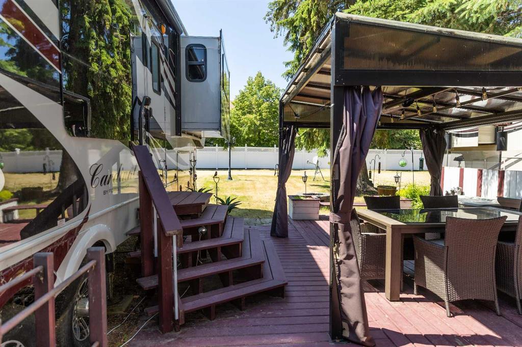 Third View of 3, 12044 Township Road 422  , NONE, Rural Ponoka County, Alberta, T0C 2J0