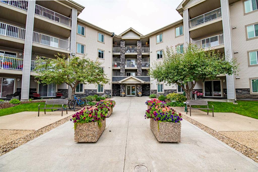 Second View of 310, 60 Lawford Avenue , Lonsdale, Red Deer, Alberta, T4R 3E9