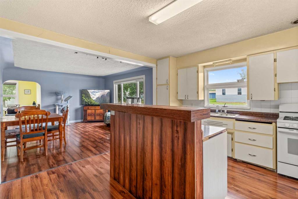 Third View of 439 Aberdeen Avenue , NONE, Carbon, Alberta, T0M0L0