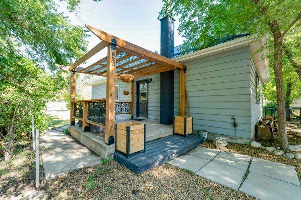 52 3 Street E, A2346070, Alberta,
