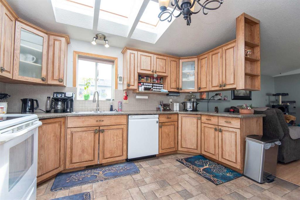 Fourth View of 337, 37543 England Way  , Waskasoo Estates, Rural Red Deer County, Alberta, T4S 2C5