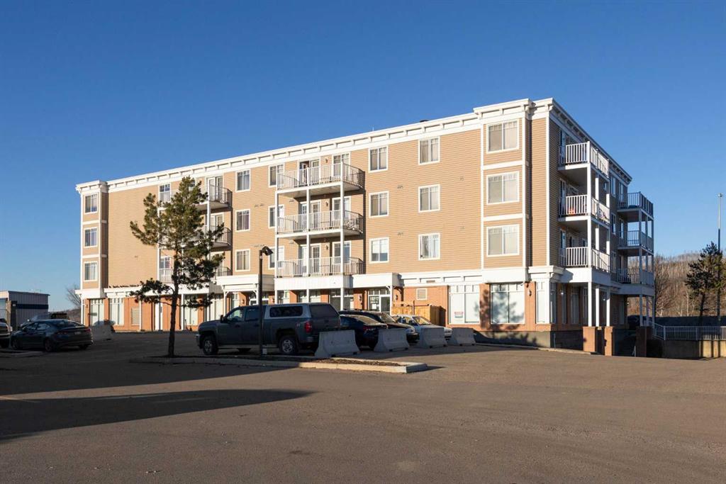 202, 10217 Queen Street , A2346097, Alberta,