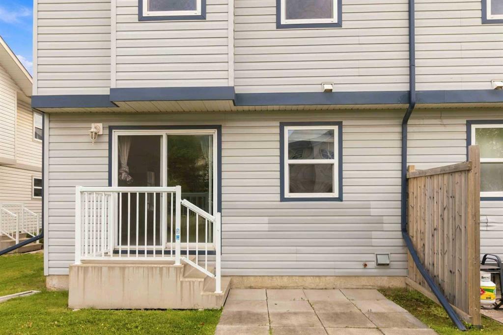 Third View of 44, 100 St. Laurent Way , Timberlea, Fort McMurray, Alberta, T9K 1R4