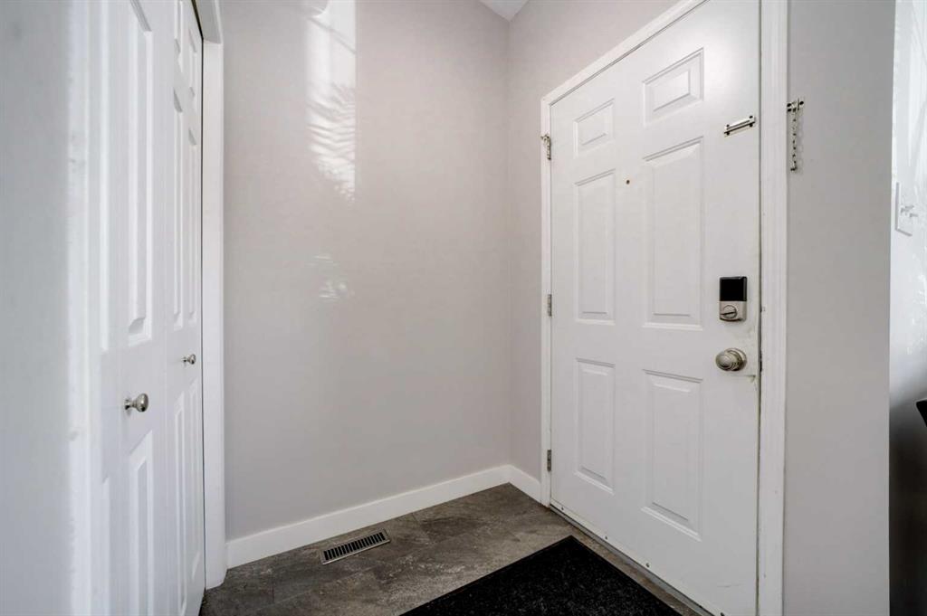 Fifth View of 198 Cougar Way N, Uplands, Lethbridge, Alberta, T1H6P4