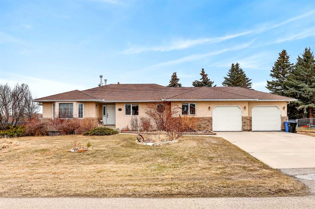 Third View of 1124 Gleneagles Drive , NONE, Carstairs, Alberta, T0M0N0