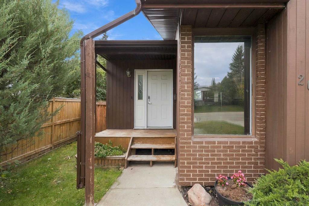 Third View of 20 Garden Court , Lakeview Heights, Sylvan Lake, Alberta, T4S 1M4