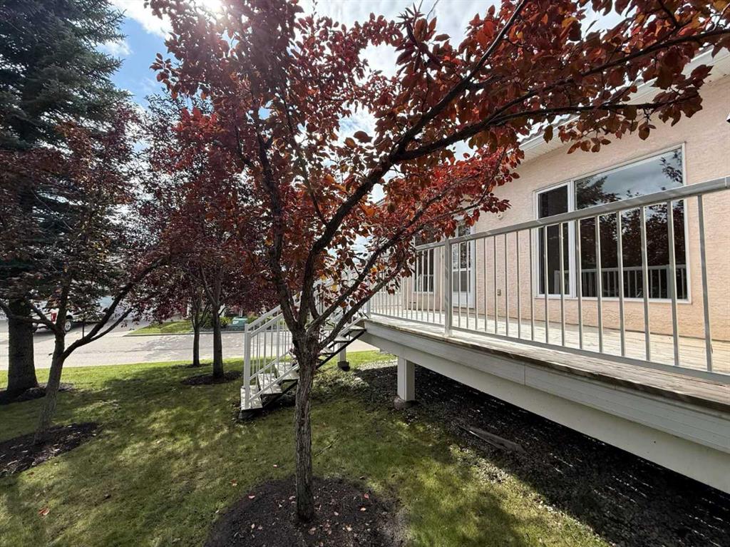 Fourth View of 8 Scimitar Rise NW, Scenic Acres, Calgary, Alberta, T3L 2C9