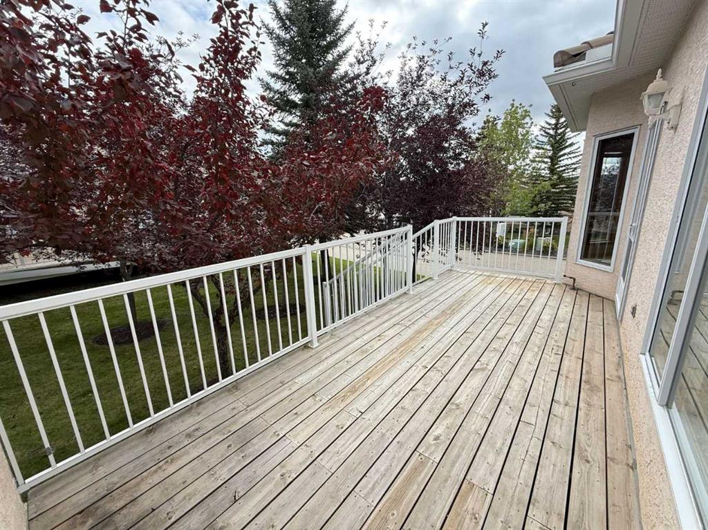 Fifth View of 8 Scimitar Rise NW, Scenic Acres, Calgary, Alberta, T3L 2C9