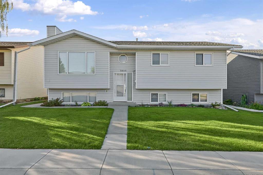 5605 43 Street Close , A2346358, Alberta,